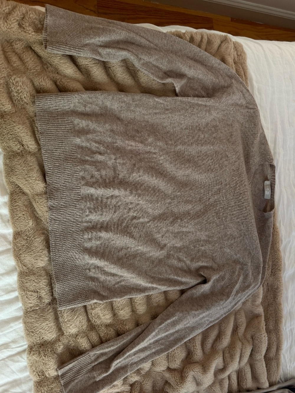 Everlane Brown Cashmere Sweater